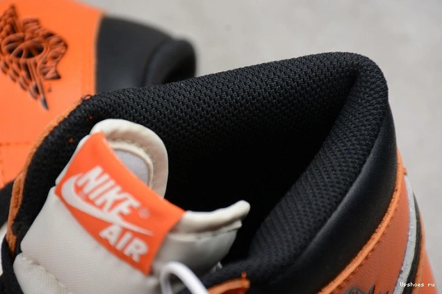 High 555088-113 Jordan “Reverse OG Shattered Backboard” Retro Air 1 1207